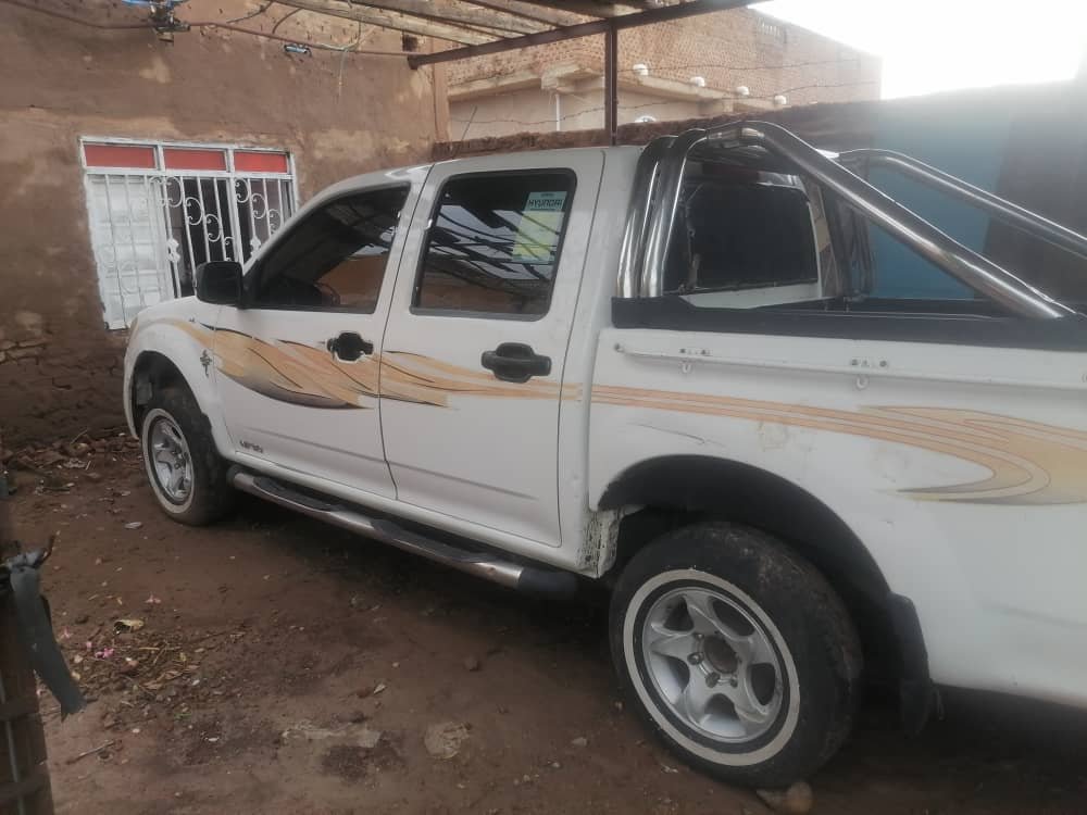 صورة السيارة